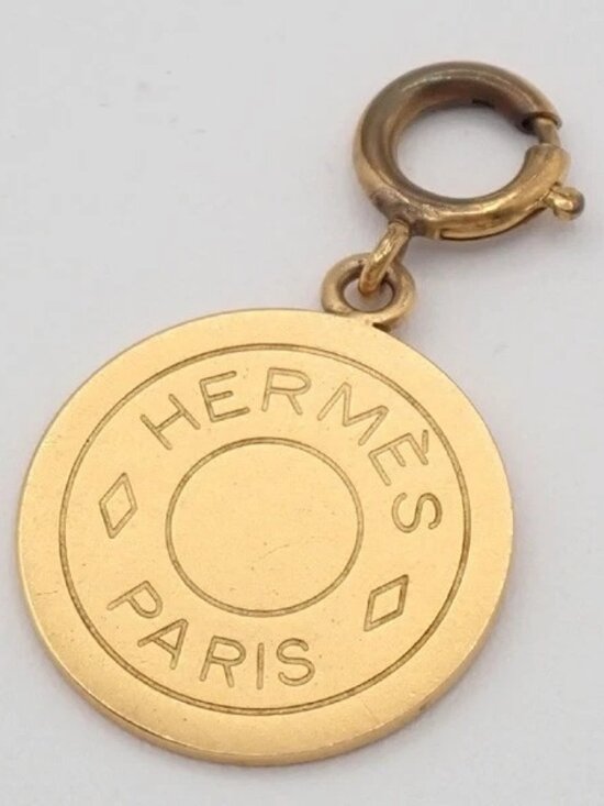 Hermes Jewelry - HERMES Logo Sellier Pendant Necklace Top Charm Gold-Plated 08RL971